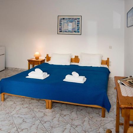 Damianos Rooms Adamantas  Екстериор снимка