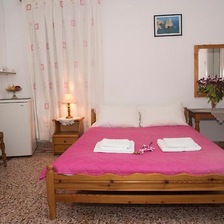 Damianos Rooms Adamantas  Екстериор снимка