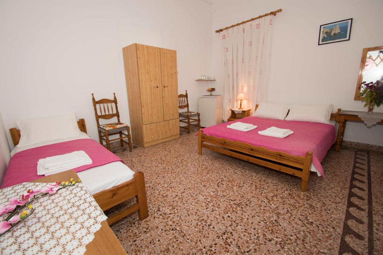 Damianos Rooms Adamantas  Екстериор снимка