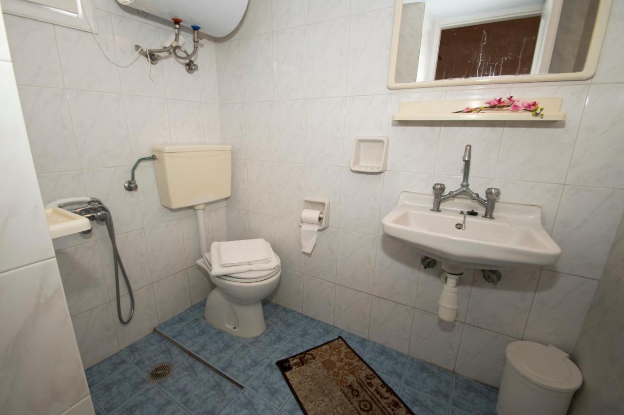 Damianos Rooms Adamantas  Екстериор снимка