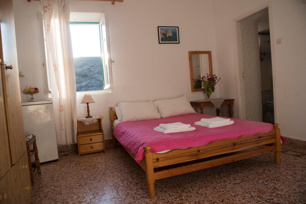 Damianos Rooms Adamantas  Екстериор снимка