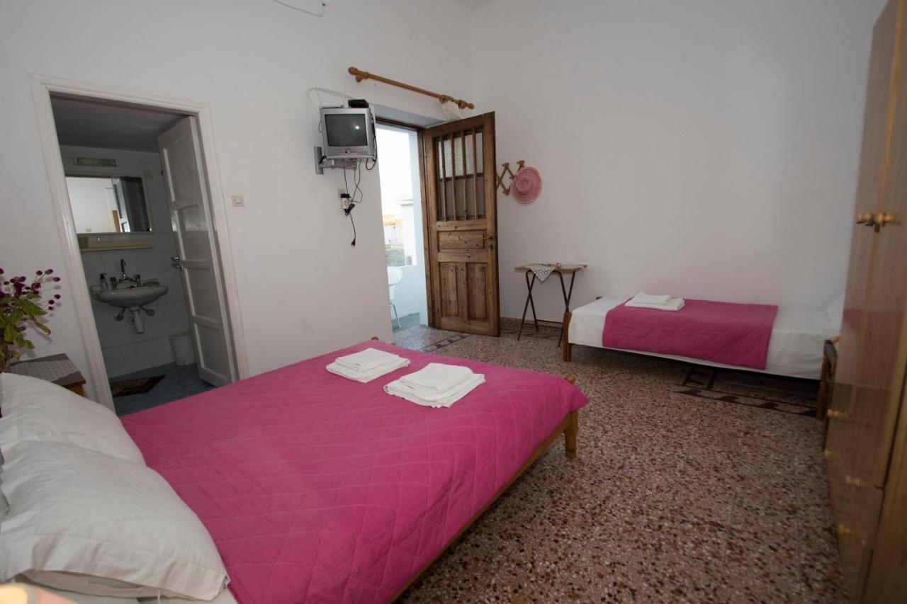 Damianos Rooms Adamantas  Екстериор снимка