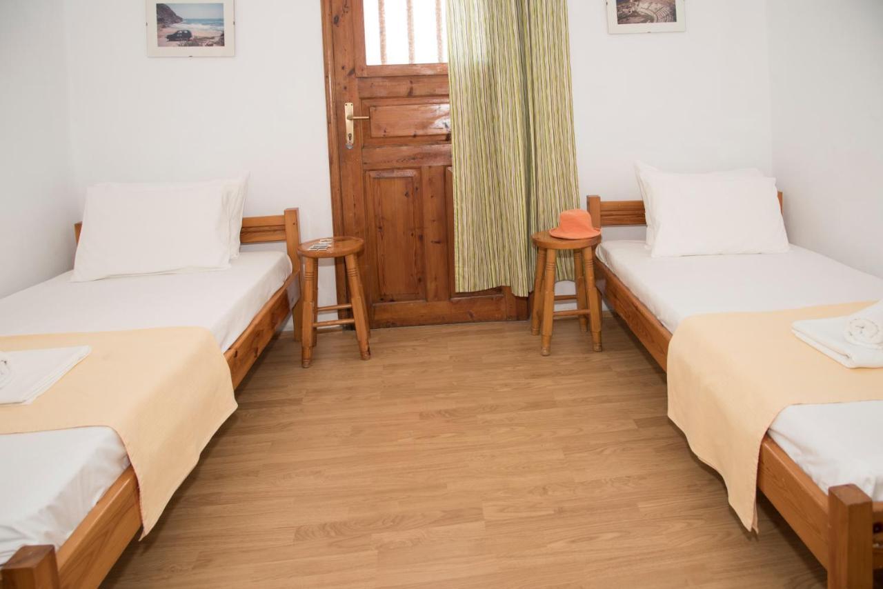 Damianos Rooms Adamantas  Екстериор снимка